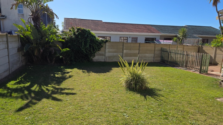 3 Bedroom Property for Sale in Heiderand Western Cape